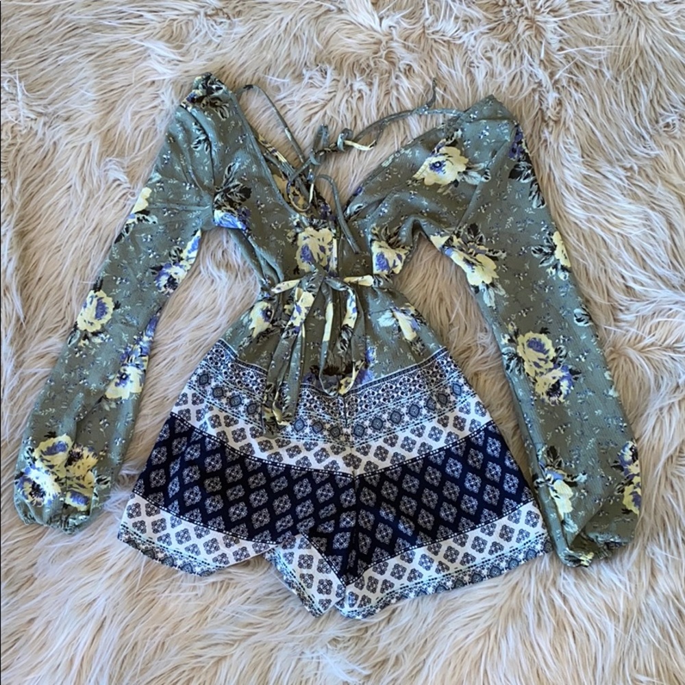 Romper - Picture 2 of 2